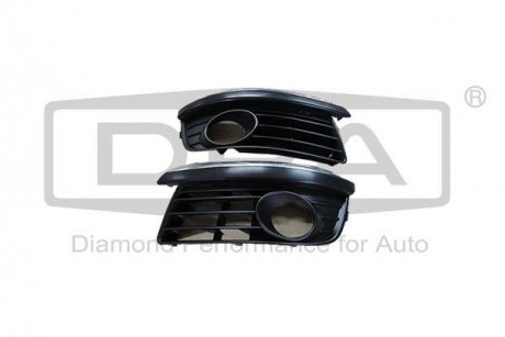 Грати протитуманної фари з отвором і смужкою ліва (хром) VW Jetta (05-10 DPA 88530065502