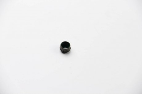 Сальник клапана впуск/выпуск MB OM904/OM906 8mm ELRING 294.110 (фото 1)