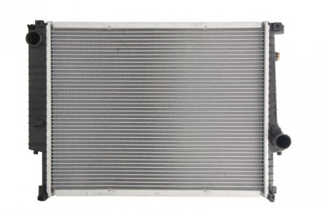 Радиатор охлаждения BMW 3 E36 (90-) NISSENS 60759A (фото 1)