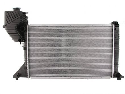 Радиатор системы охлаждения NISSENS 62519A (фото 1)