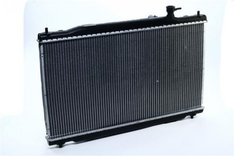 Радиатор системы охлаждения NISSENS 681372 (фото 1)