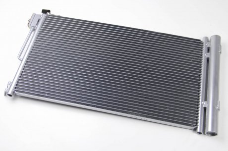 Радиатор кондиционера THERMOTEC KTT110199 (фото 1)