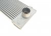 Радиатор интеркуллера Van Wezel 18014726 (фото 3)